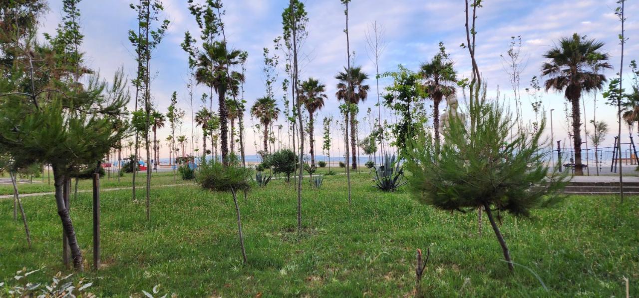 Durres City Apartment, City Center & Close To The Beach Buitenkant foto